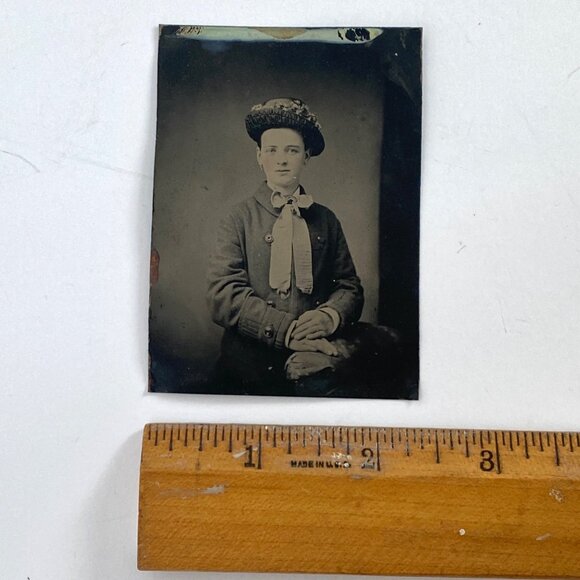 1800s Ferro Tintype Young Woman Pink Cheeks Bowtie Wearing Hat Studio Portrait - Picture 6 of 6